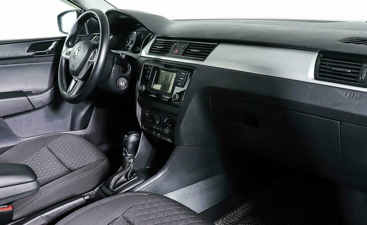 Skoda Rapid - Фото 7