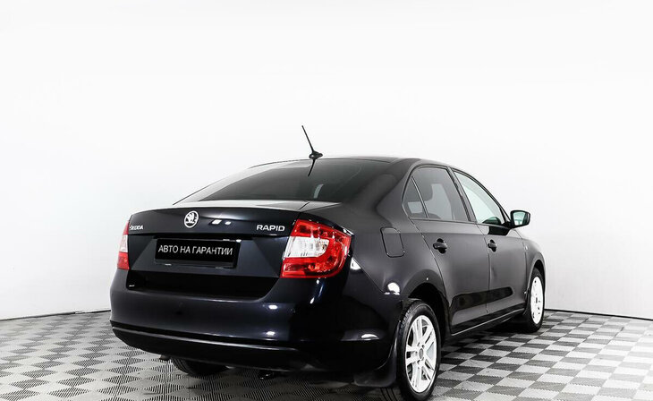 Skoda Rapid - Фото 2
