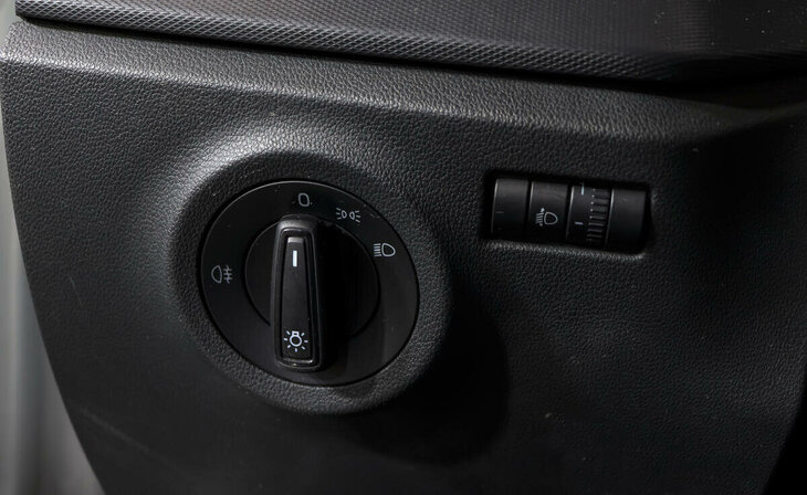 Skoda Rapid - Фото 9