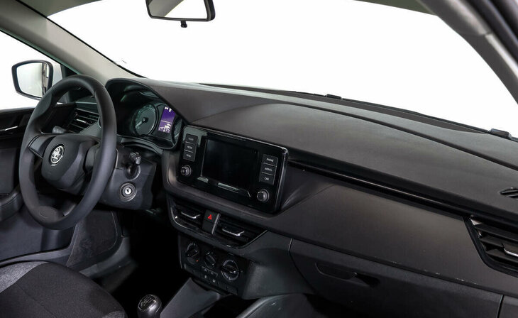 Skoda Rapid - Фото 4