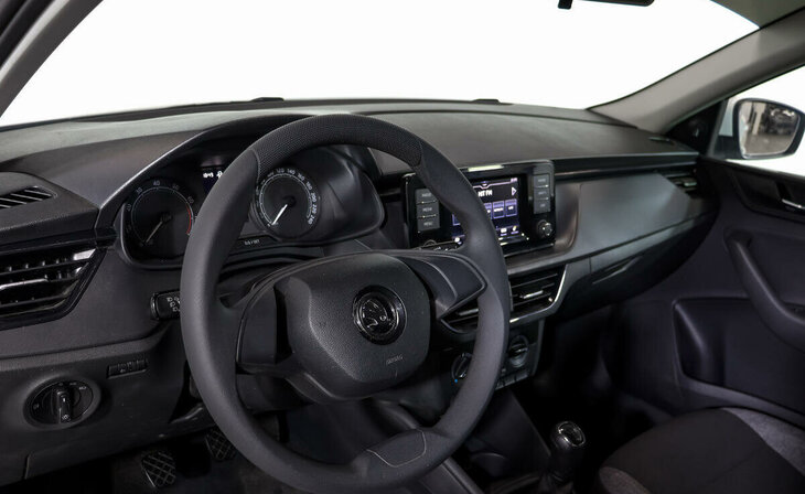 Skoda Rapid - Фото 6