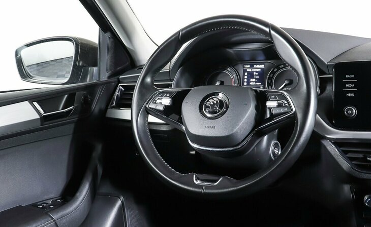 Skoda Rapid - Фото 12