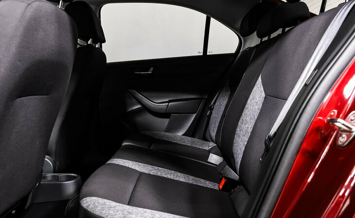 Skoda Rapid - Фото 8