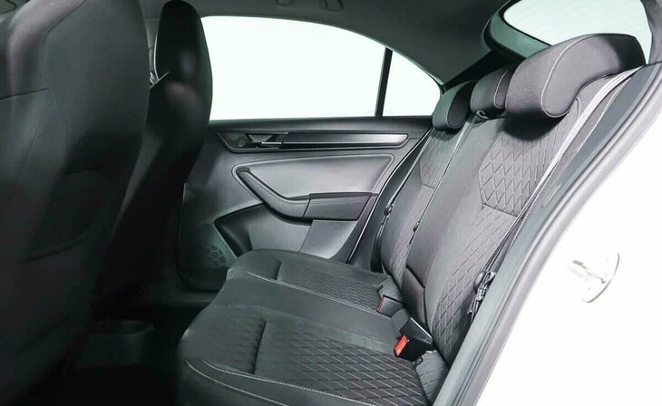 Skoda Rapid - Фото 16