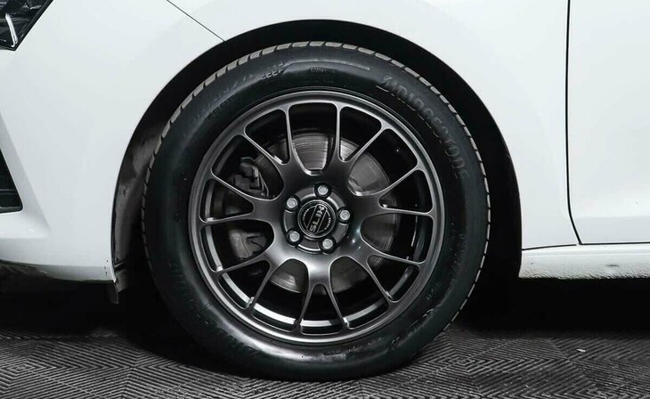 Skoda Rapid - Фото 8