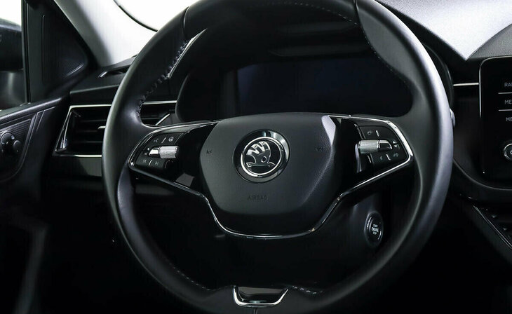 Skoda Rapid - Фото 11