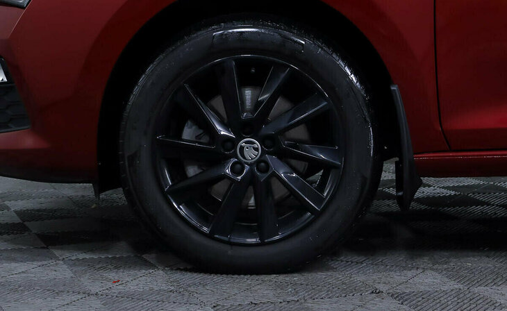 Skoda Rapid - Фото 7