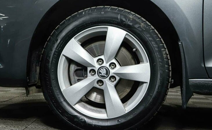 Skoda Rapid - Фото 7