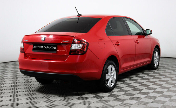 Skoda Rapid - Фото 2