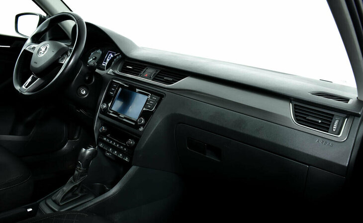 Skoda Rapid - Фото 4