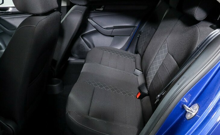 Skoda Rapid - Фото 11