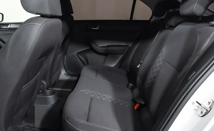 Skoda Rapid - Фото 14