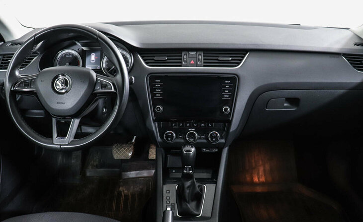 Skoda Octavia - Фото 5