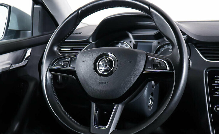 Skoda Octavia - Фото 10