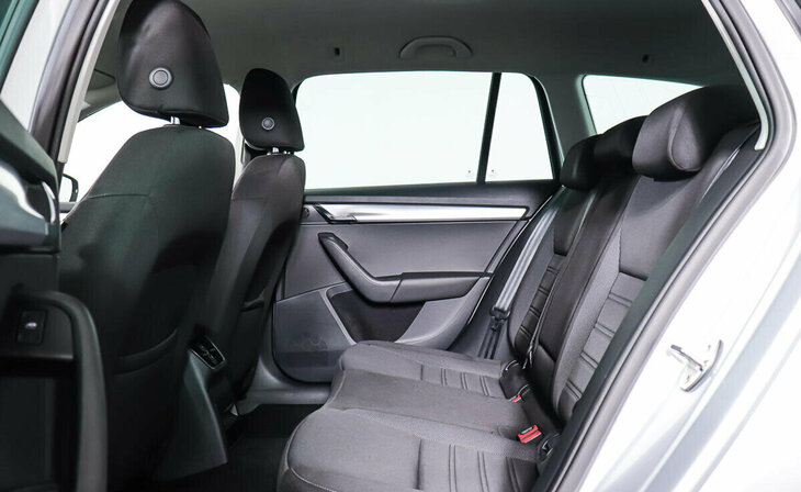 Skoda Octavia - Фото 17