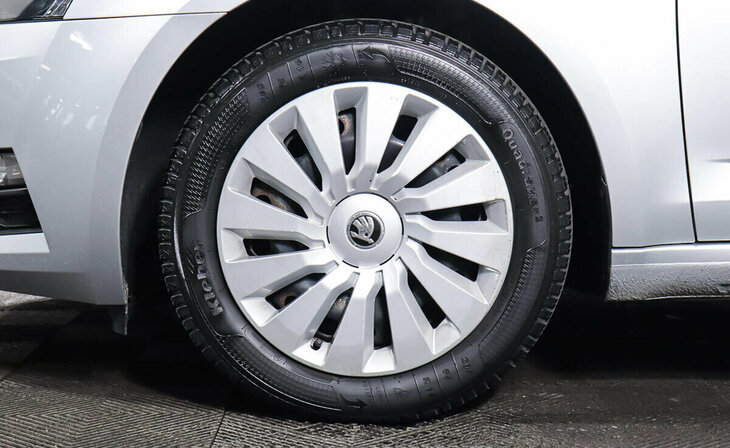 Skoda Octavia - Фото 6