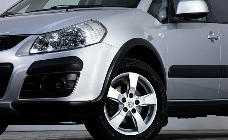 Suzuki SX4 - Фото 4