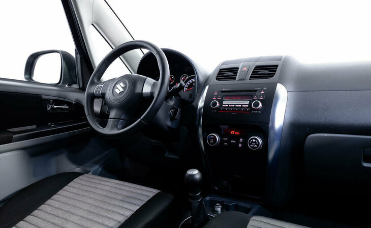 Suzuki SX4 - Фото 7