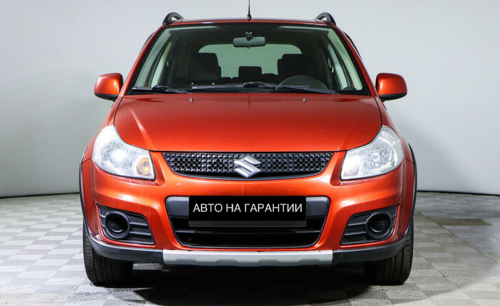Suzuki SX4 - Фото 1