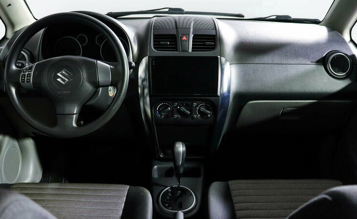 Suzuki SX4 - Фото 6
