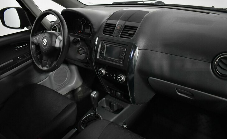 Suzuki SX4 - Фото 5