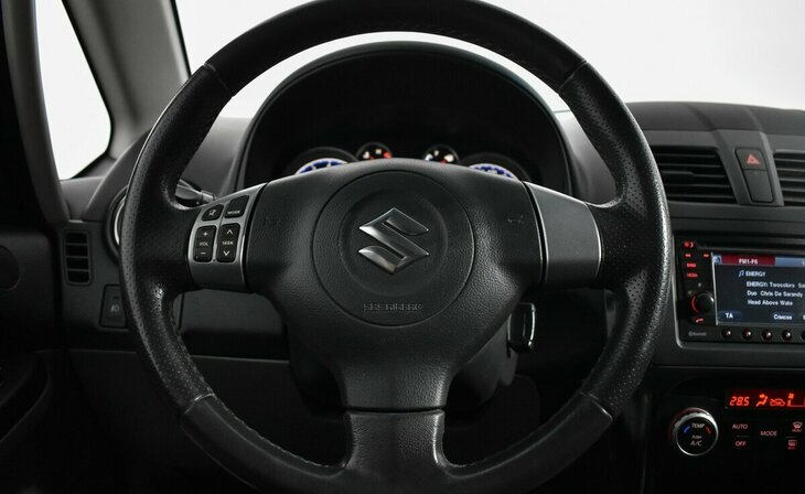 Suzuki SX4 - Фото 8