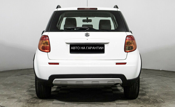 Suzuki SX4 - Фото 3