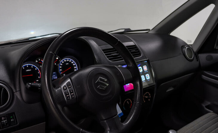 Suzuki SX4 - Фото 9
