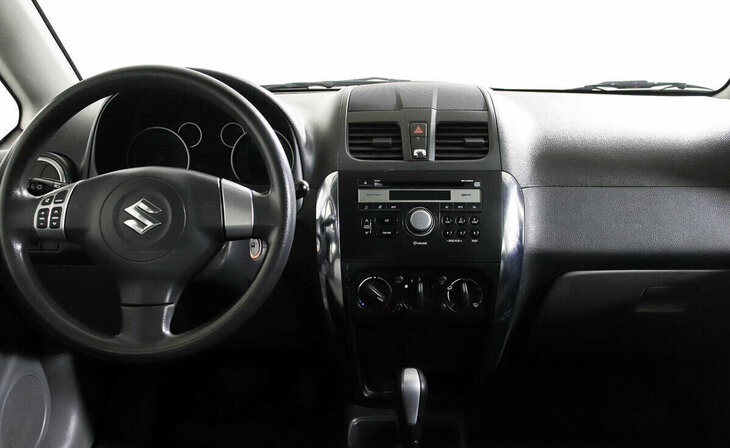 Suzuki SX4 - Фото 5