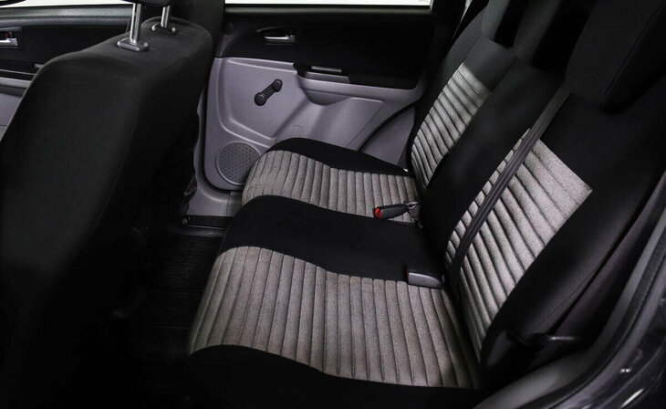 Suzuki SX4 - Фото 8