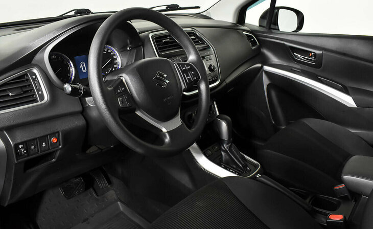 Suzuki SX4 - Фото 9