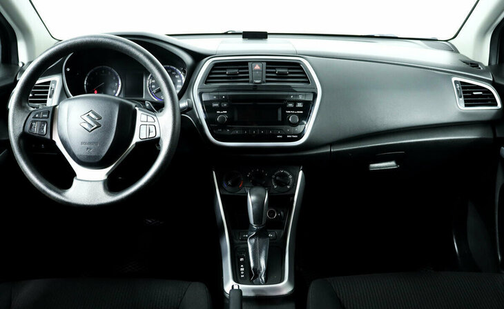 Suzuki SX4 - Фото 9