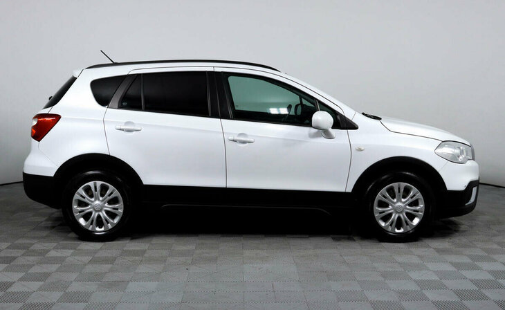 Suzuki SX4 - Фото 3