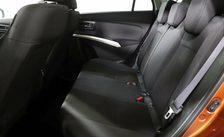Suzuki SX4 - Фото 10