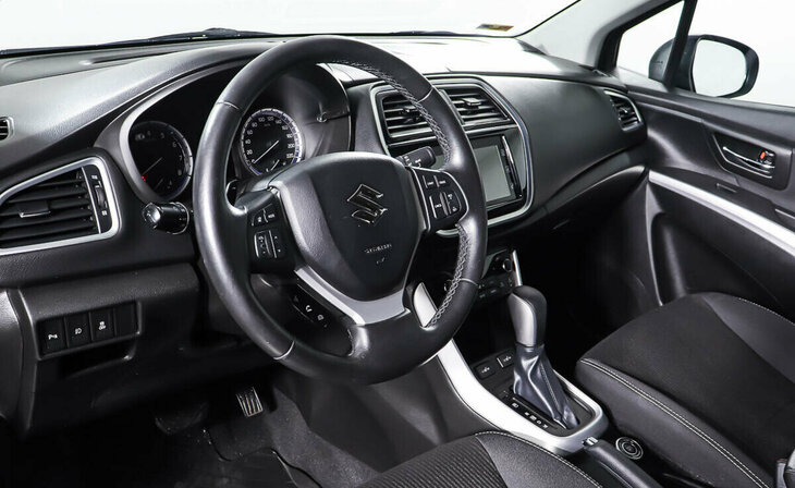 Suzuki SX4 - Фото 10