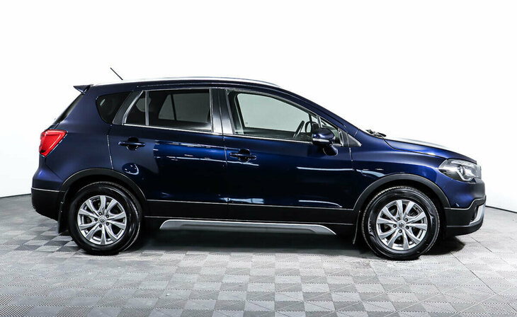 Suzuki SX4 - Фото 3