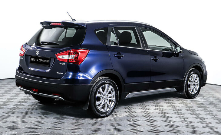 Suzuki SX4 - Фото 4