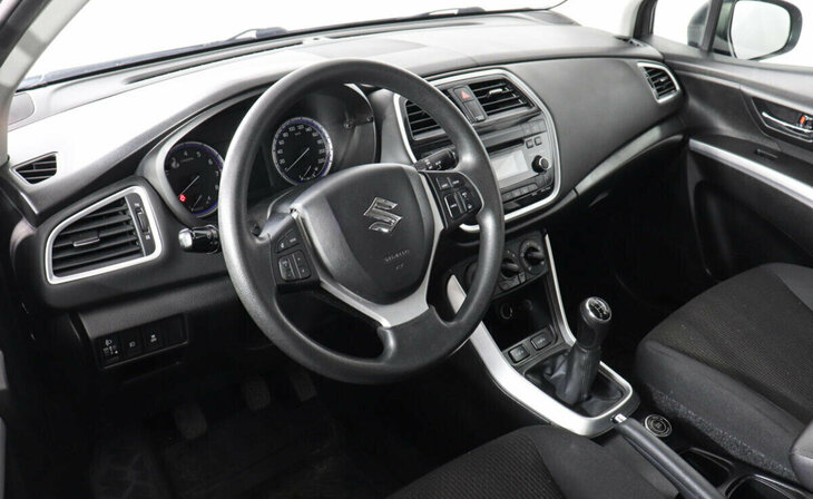 Suzuki SX4 - Фото 5