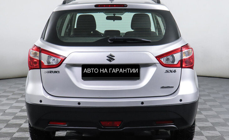 Suzuki SX4 - Фото 3