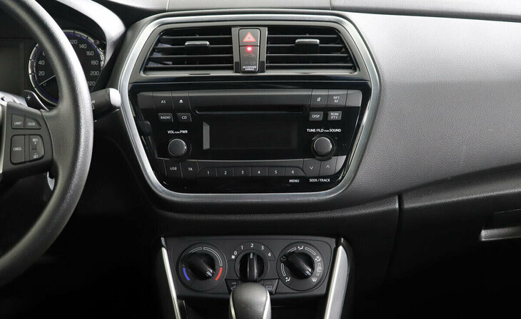 Suzuki SX4 - Фото 8