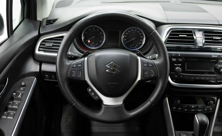 Suzuki SX4 - Фото 10