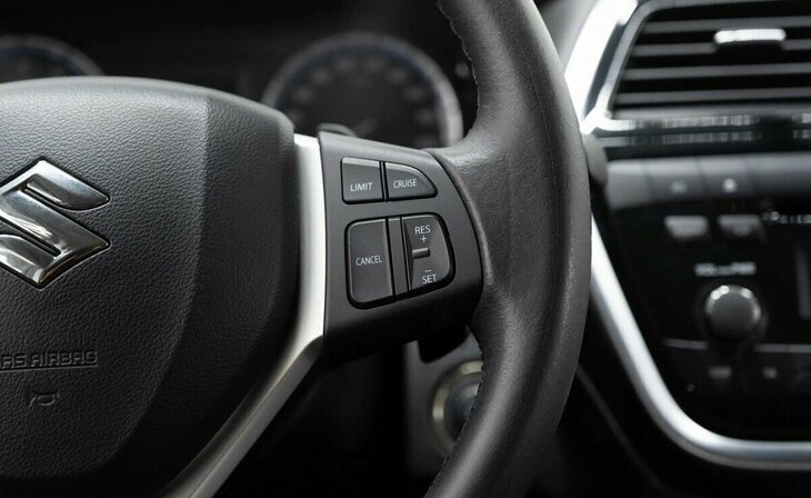 Suzuki SX4 - Фото 12