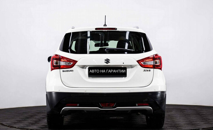 Suzuki SX4 - Фото 3