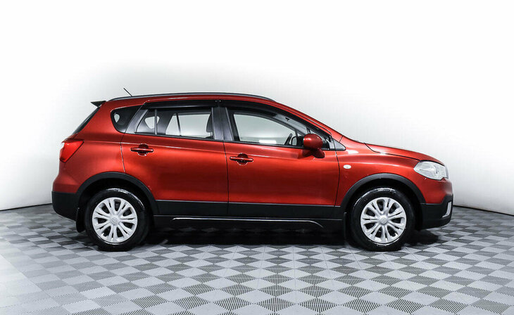 Suzuki SX4 - Фото 3