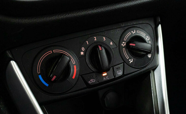 Suzuki SX4 - Фото 8