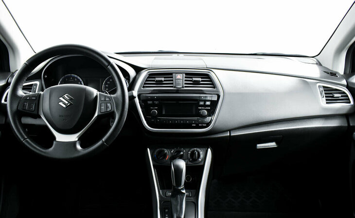 Suzuki SX4 - Фото 9