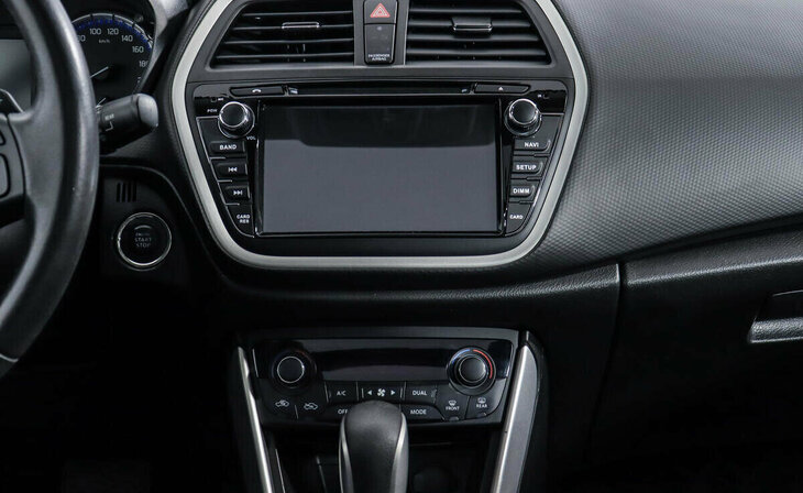 Suzuki SX4 - Фото 9