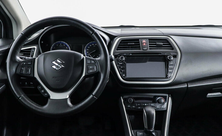 Suzuki SX4 - Фото 7