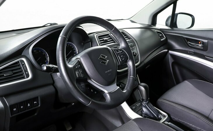 Suzuki SX4 - Фото 10