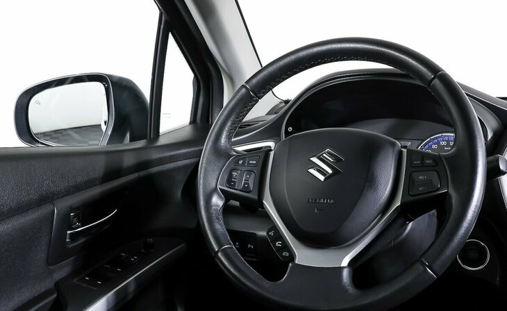 Suzuki SX4 - Фото 11